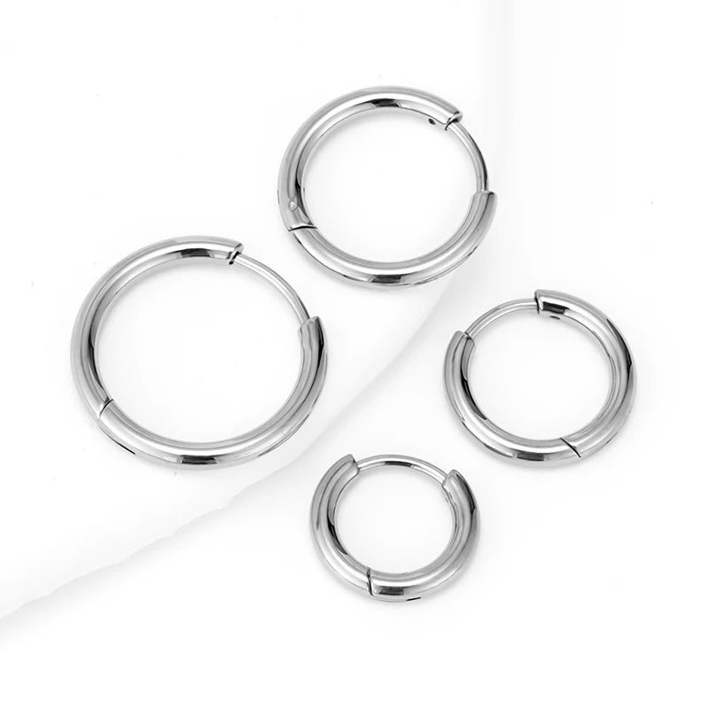 ASTM F136 Titanium Alloy Plain Hoop Earrings G23 Precision Polished Body Piercing Earrings for Piercing Aftercare Hypoallergenic