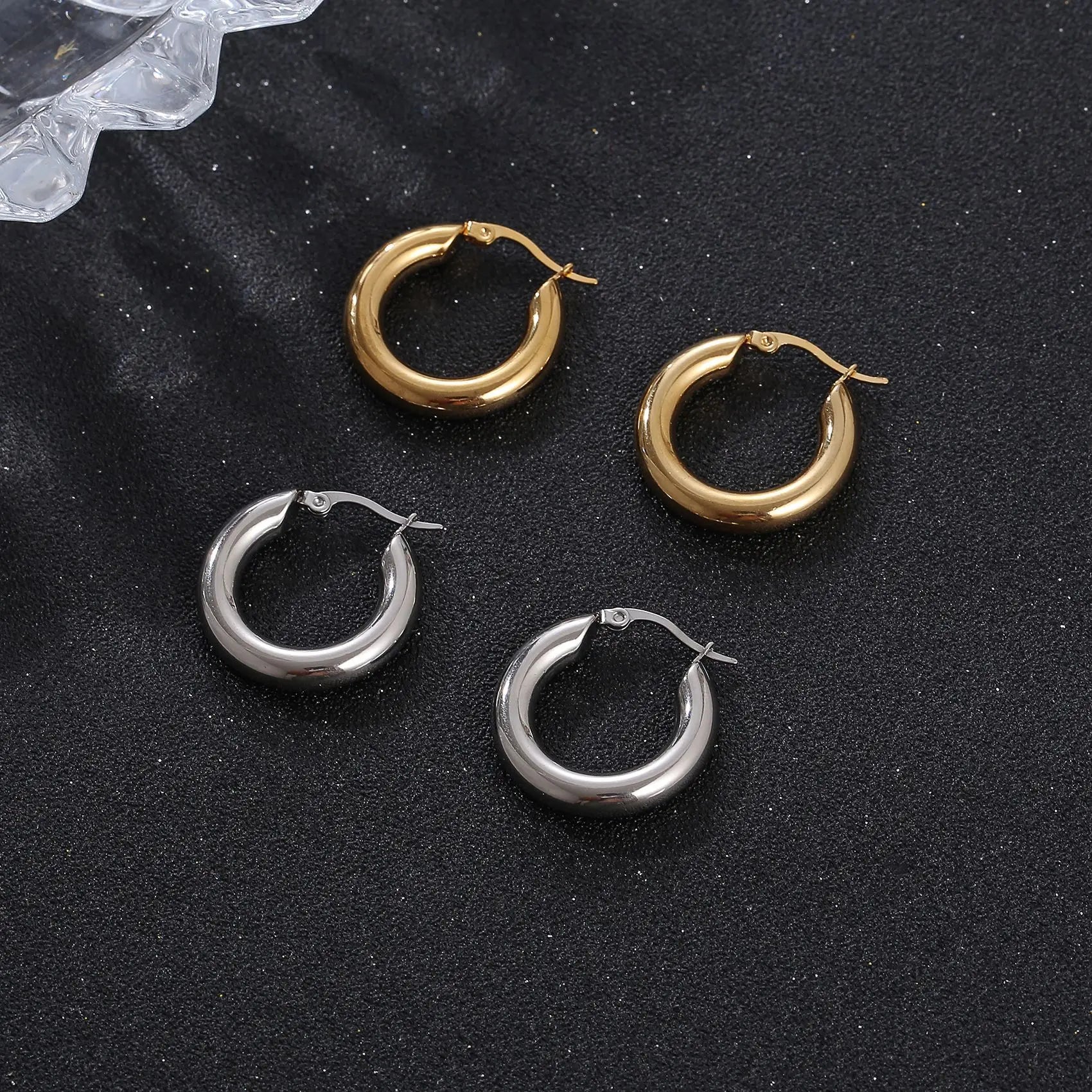 Hot Selling Gold Plated Titanium Steel Chunky Hoop Earrings Women Stainless Steel Earrings